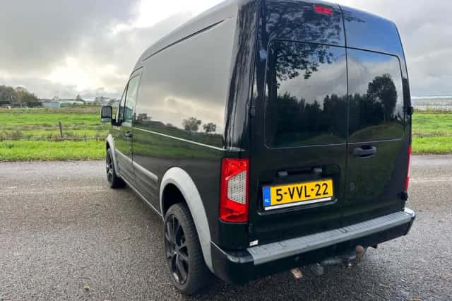 Ford Transit Connect (2012) thumbnail 4