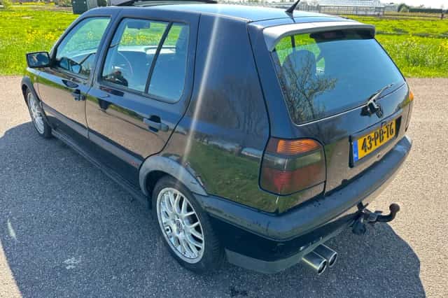 Volkswagen Golf (1997) thumbnail 4