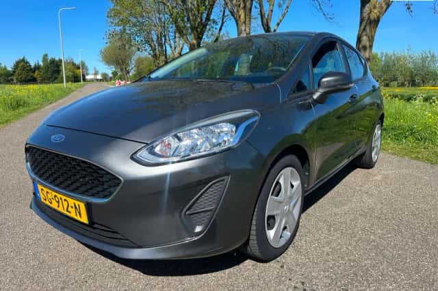 Ford Fiesta (2018) thumbnail 1
