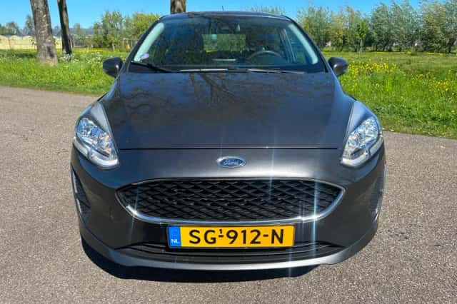 Ford Fiesta (2018) thumbnail 2
