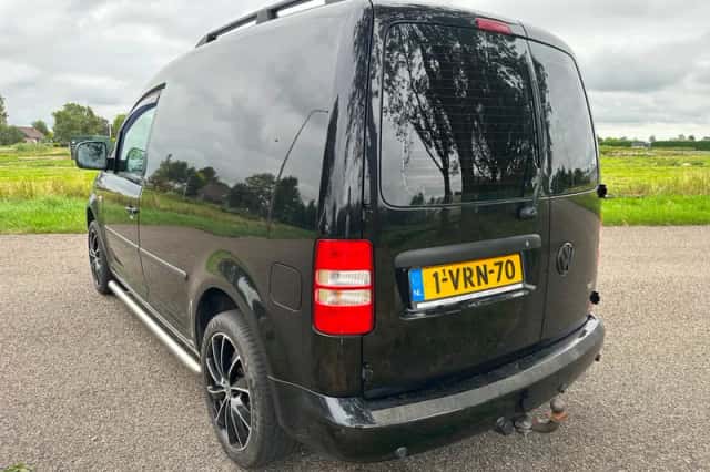 Volkswagen Caddy (2011) thumbnail 5