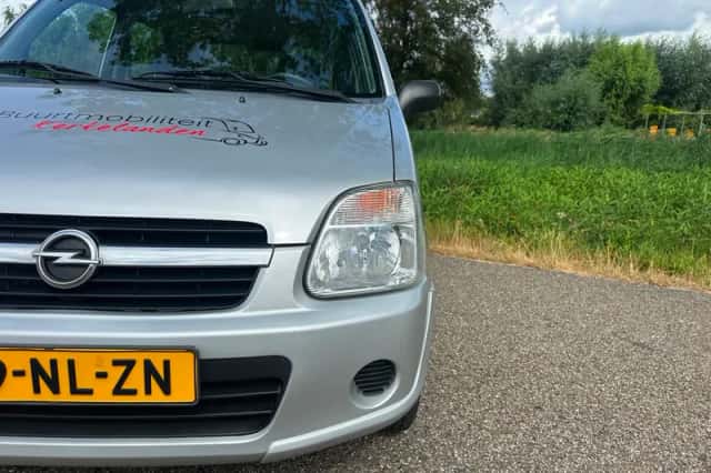 Opel Agila (2003) thumbnail 3
