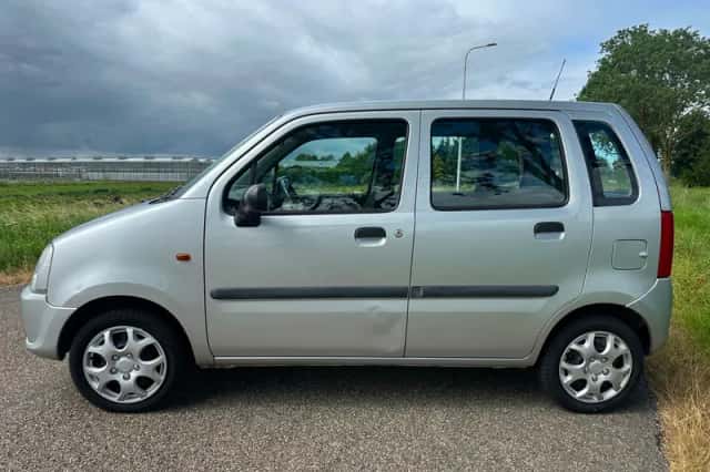 Opel Agila (2003) thumbnail 4