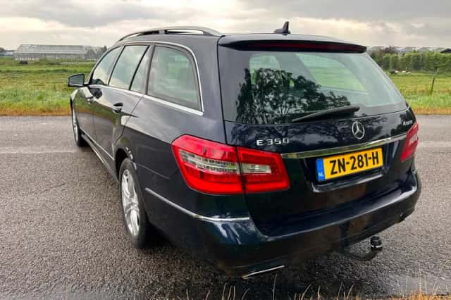Mercedes-Benz E-Klasse (2012) thumbnail 5