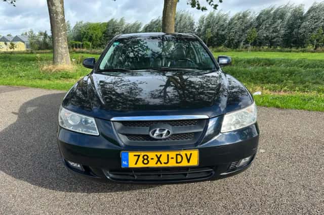 Hyundai Sonata (2007) thumbnail 2
