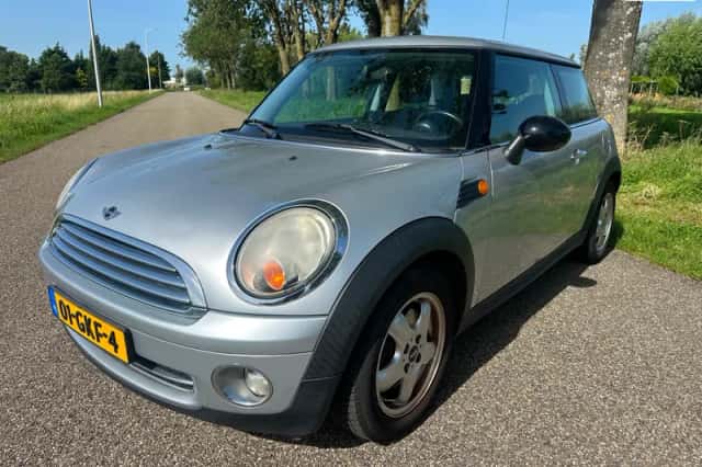 MINI One (2008) thumbnail 1