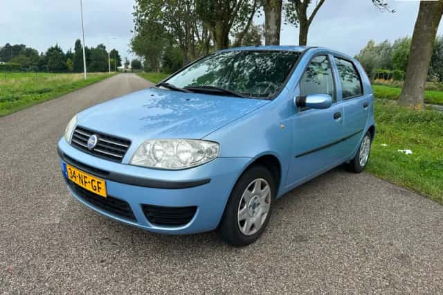 Fiat Punto (2003) thumbnail 1