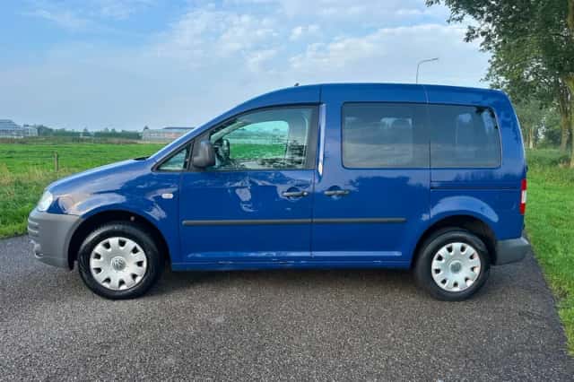 Volkswagen Caddy (2008) thumbnail 4