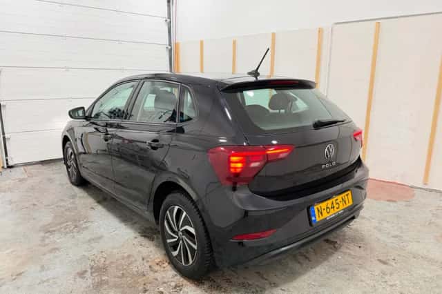 Volkswagen Polo (2021) thumbnail 4