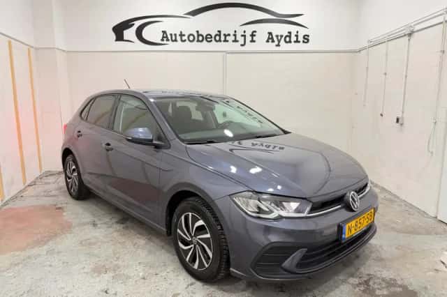 Volkswagen Polo (2021) thumbnail 3