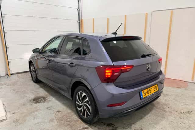Volkswagen Polo (2021) thumbnail 4
