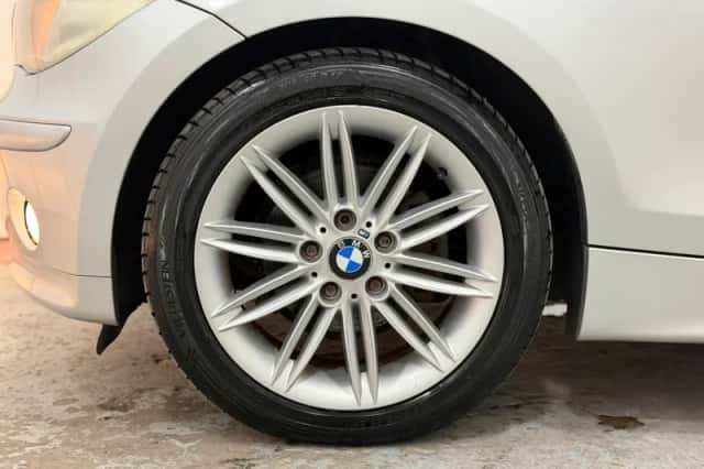 BMW 1-Serie (2006) thumbnail 3
