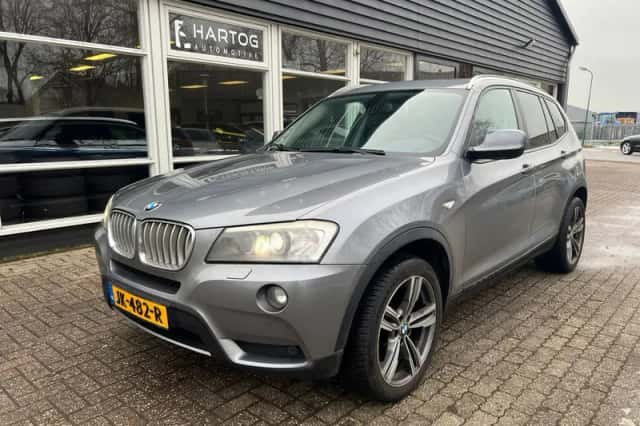 BMW X3 (2011) thumbnail 1