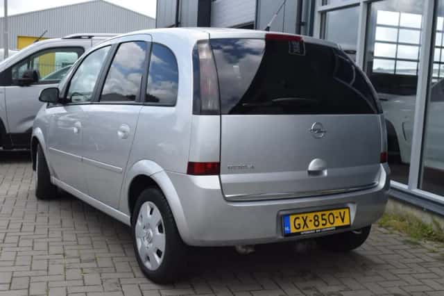 Opel Meriva (2007) thumbnail 3
