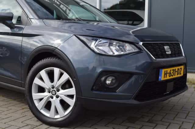 SEAT Arona (2020) thumbnail 5
