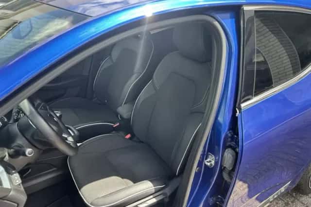 Renault Clio (2019) thumbnail 6
