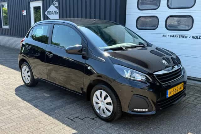 Peugeot 108 (2022) thumbnail 2
