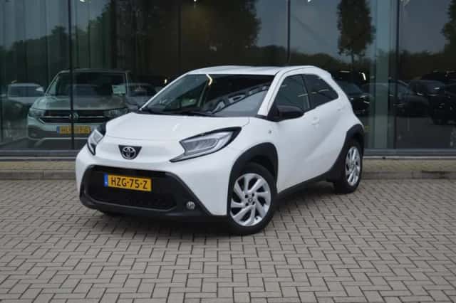 Toyota Aygo X (2022) thumbnail 1
