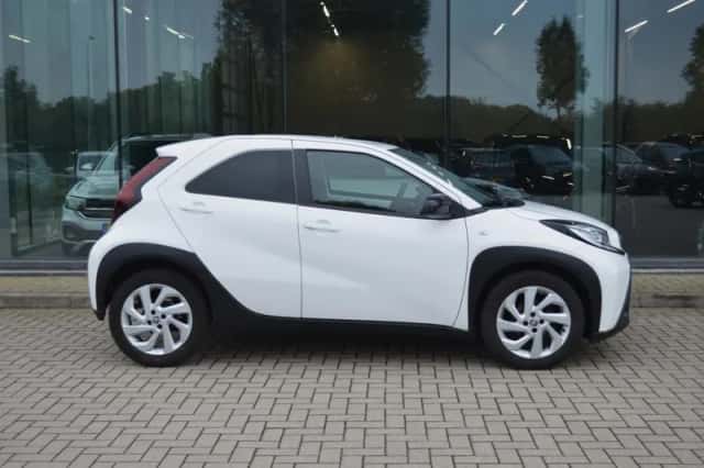 Toyota Aygo X (2022) thumbnail 5
