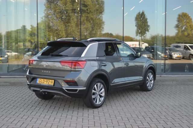 Volkswagen T-Roc (2019) thumbnail 4