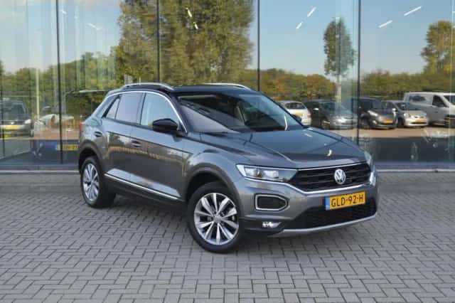 Volkswagen T-Roc (2019) thumbnail 6