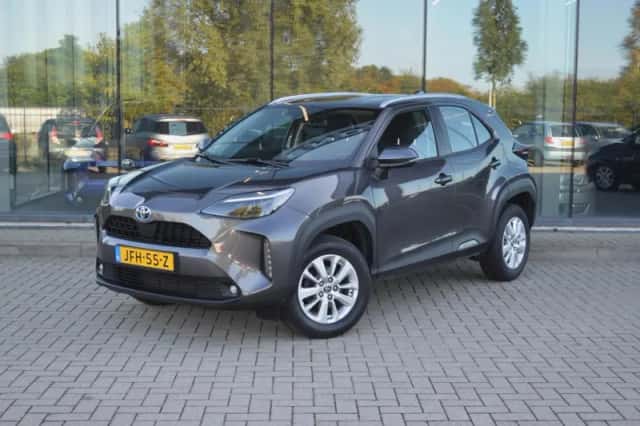 Toyota Yaris Cross (2022) thumbnail 1