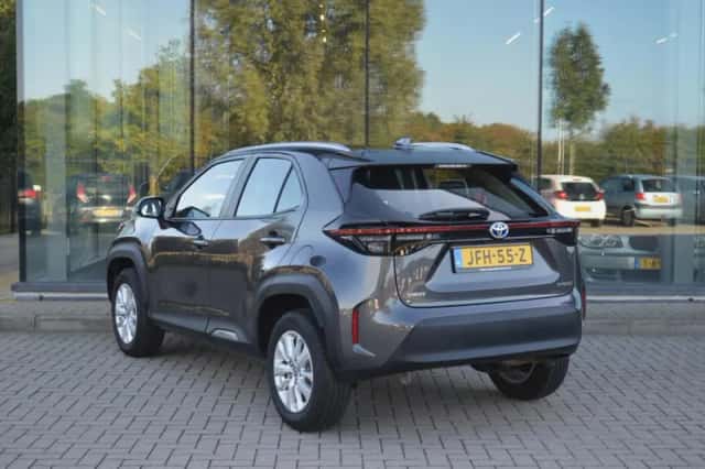 Toyota Yaris Cross (2022) thumbnail 3