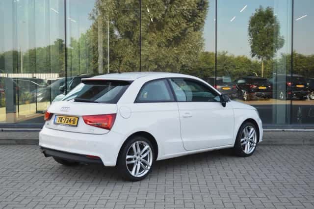 Audi A1 (2016) thumbnail 4