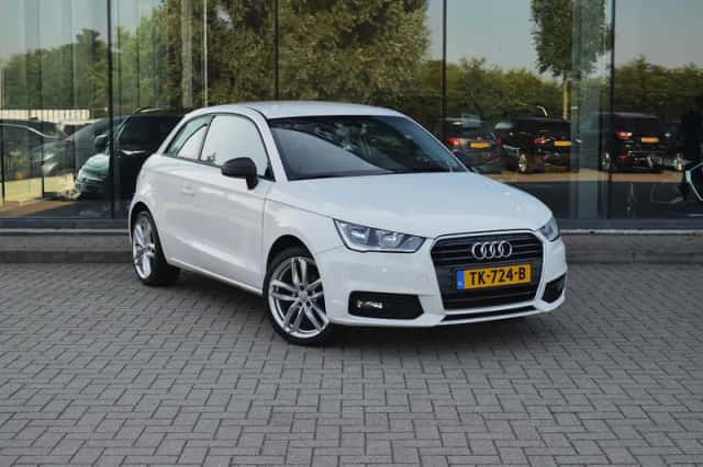 Audi A1 (2016) thumbnail 6