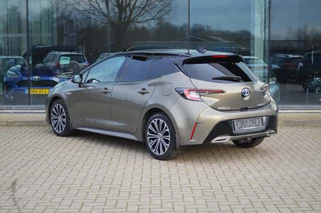 Toyota Corolla (2019) thumbnail 3