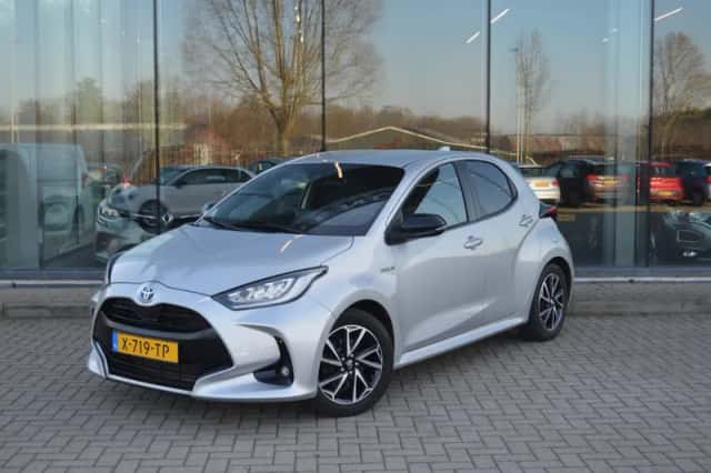 Toyota Yaris (2020) thumbnail 1