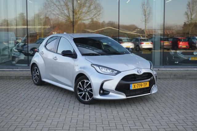 Toyota Yaris (2020) thumbnail 6