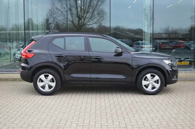 Volvo XC40 (2020) thumbnail 5