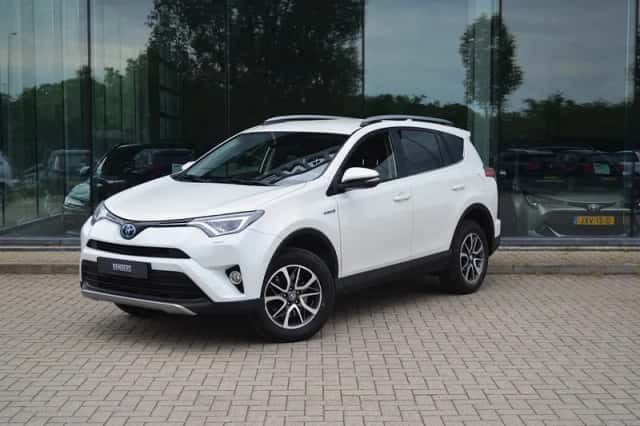 Toyota RAV4 (2018) thumbnail 1