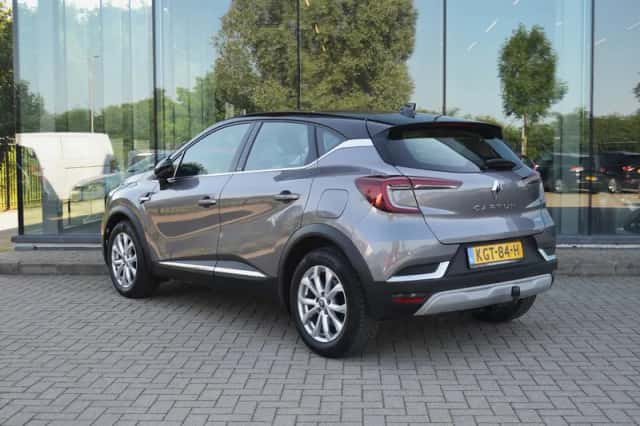 Renault Captur (2020) thumbnail 3