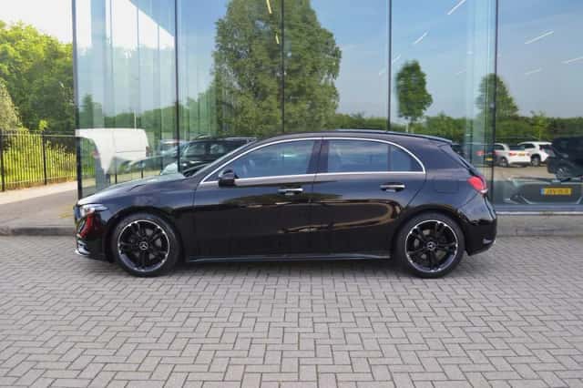 Mercedes-Benz A-Klasse (2019) thumbnail 2