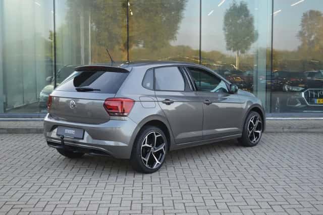 Volkswagen Polo (2018) thumbnail 4
