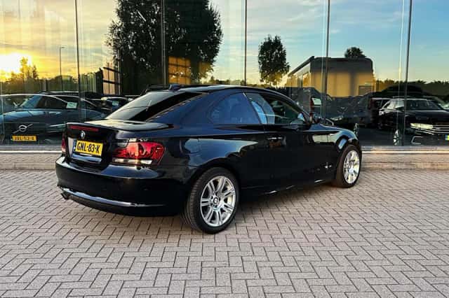 BMW 1-Serie (2010) thumbnail 4