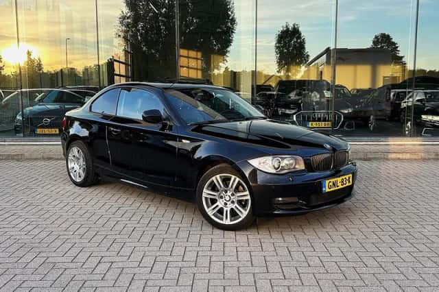 BMW 1-Serie (2010) thumbnail 6