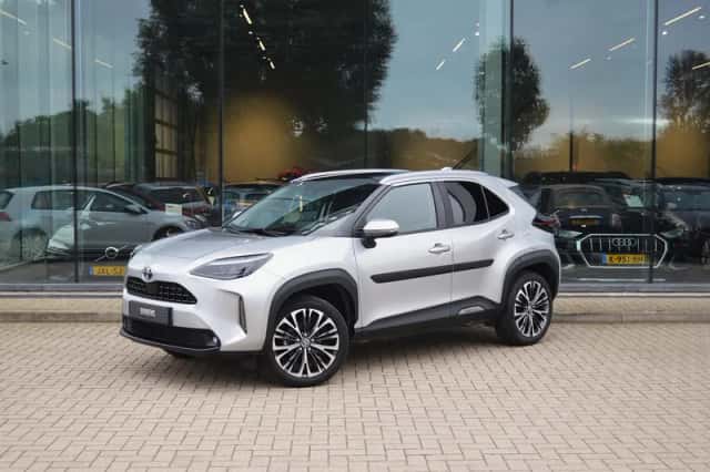 Toyota Yaris Cross (2022) thumbnail 1