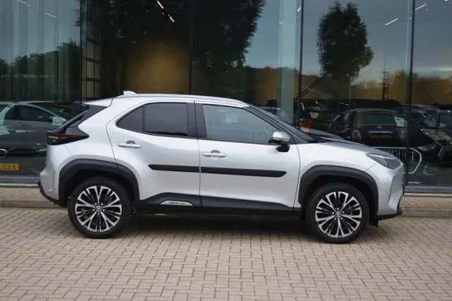 Toyota Yaris Cross (2022) thumbnail 5