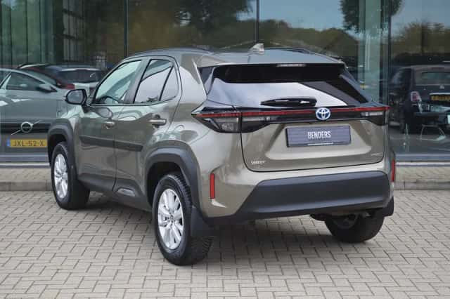 Toyota Yaris Cross (2023) thumbnail 3