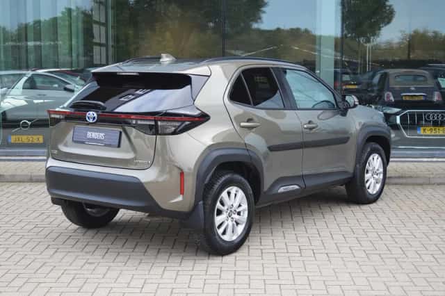 Toyota Yaris Cross (2023) thumbnail 4