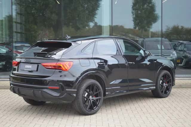 Audi Q3 Sportback (2021) thumbnail 4