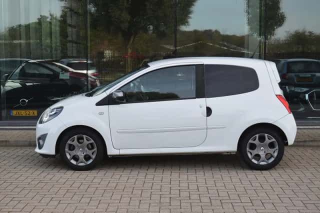 Renault Twingo (2011) thumbnail 2