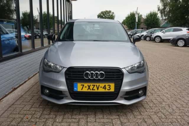 Audi A1 (2014) thumbnail 2