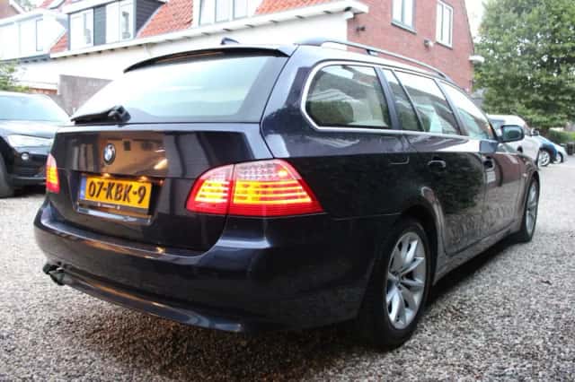 BMW 5-Serie (2009) thumbnail 4