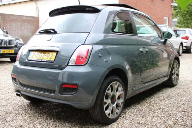 Fiat 500 (2014) thumbnail 4