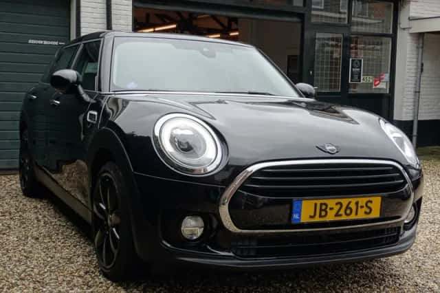 MINI Clubman (2016) thumbnail 3