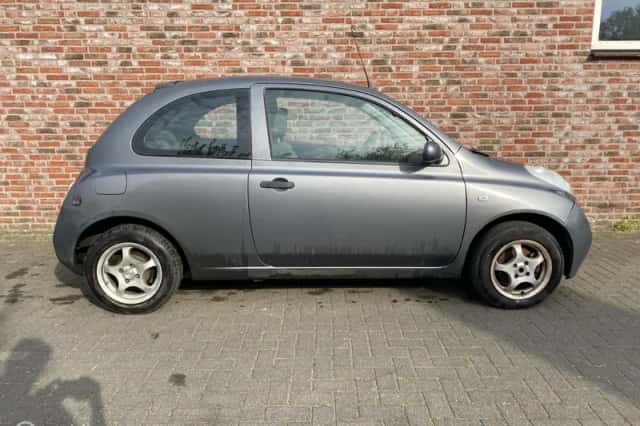 Nissan Micra (2004) thumbnail 6